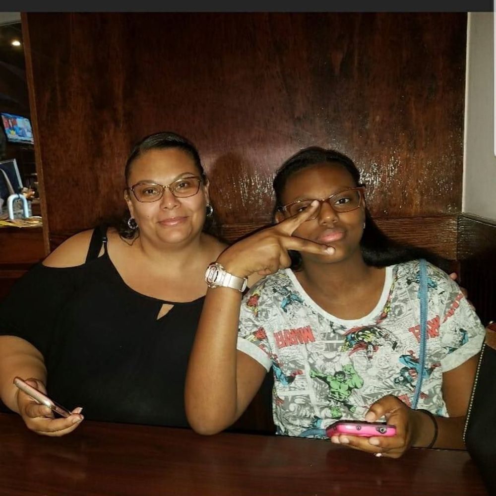 Meet your Posher, Cassandra